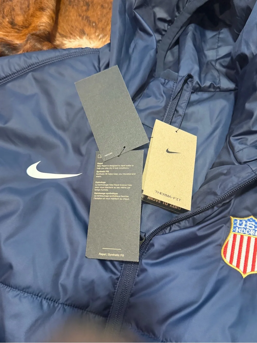 NWT Nike Women's Therma-FIT Jacket L Navy US Hockey Vintage Crest FD7704-451